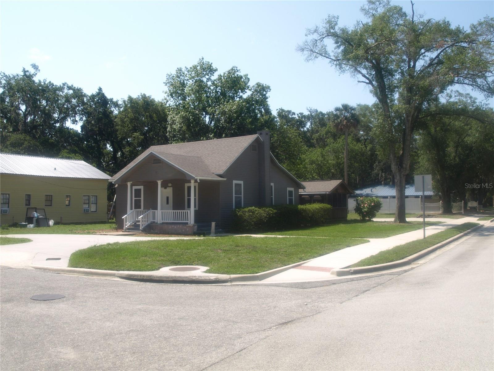 Quiet neighborhood near historic downtown Sanford, located on the corner of 21st Street and Park Avenue. Utilities included (water, electric, and gas) Interior features tile floors and custom painted walls. New paint inside and outside. New roof. Plenty of private parking as the front features a rounded driveway. Laundry room with Washer and Dryer. Last month's rent may be required upon review of credit report.