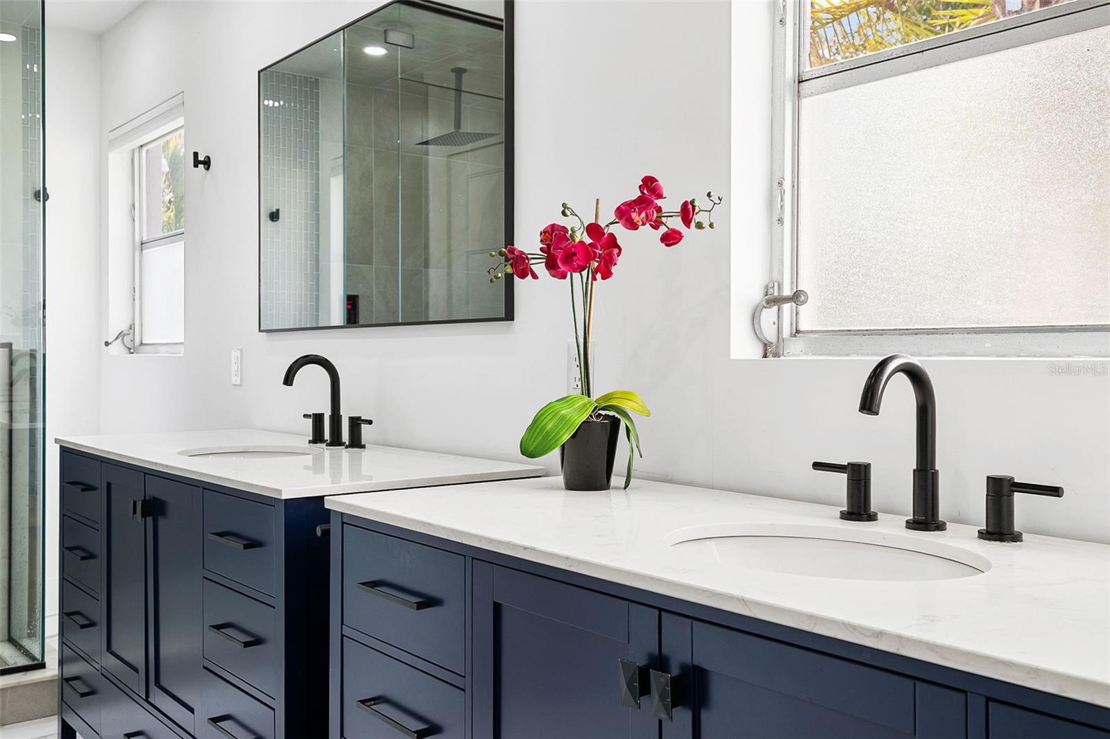 WHITFIELD ESTATES - Residential Lease