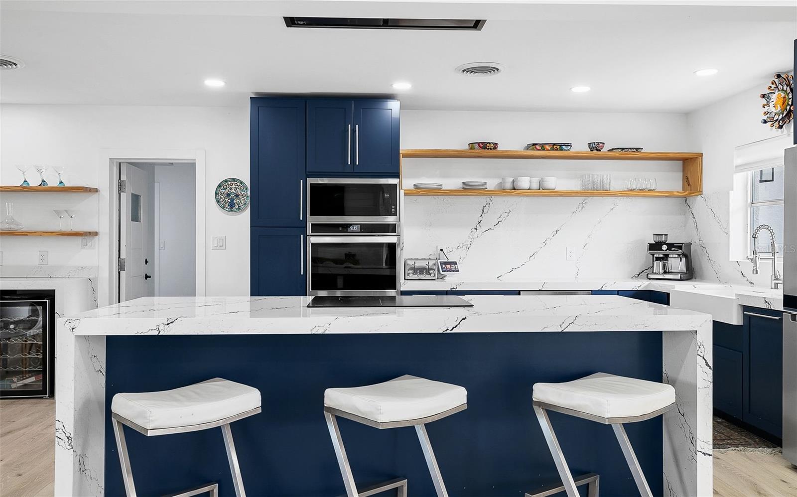 WHITFIELD ESTATES - Residential Lease