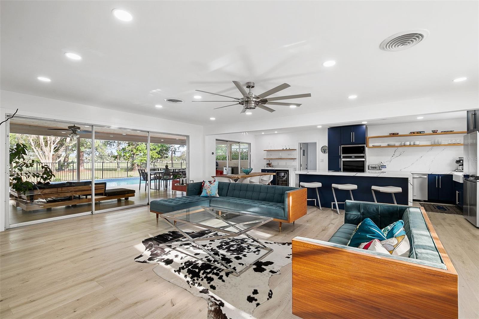 WHITFIELD ESTATES - Residential Lease