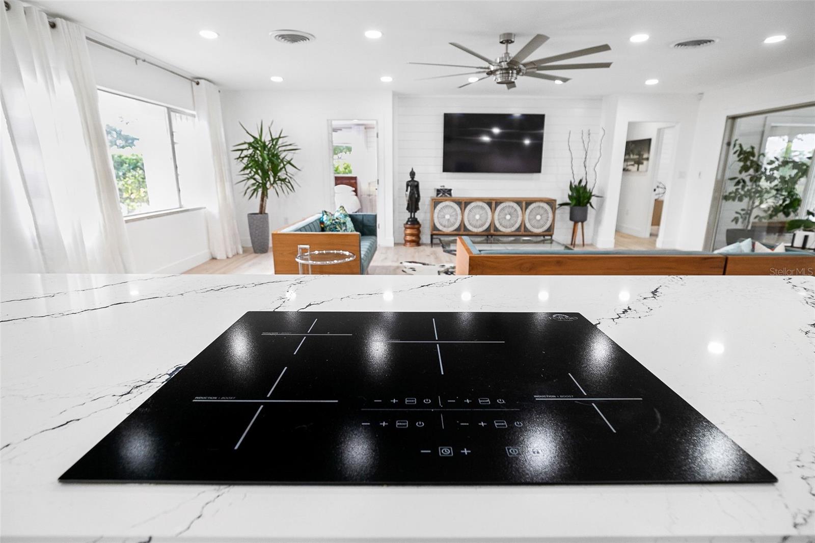 WHITFIELD ESTATES - Residential Lease