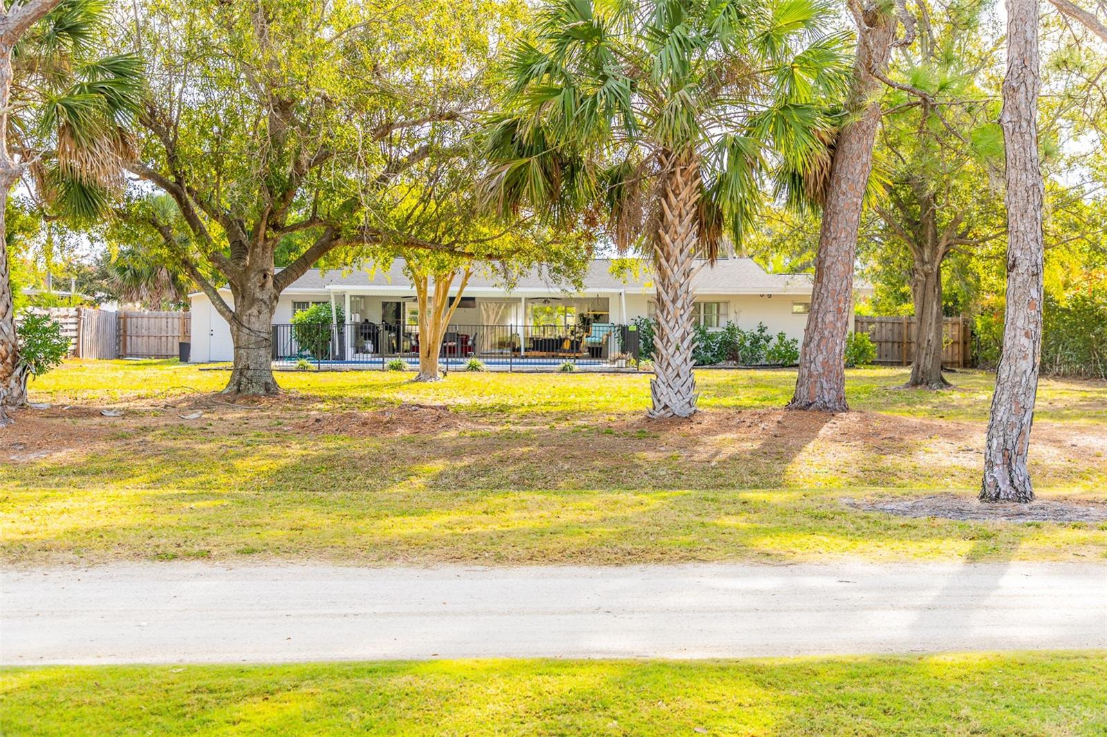 WHITFIELD ESTATES - Residential Lease