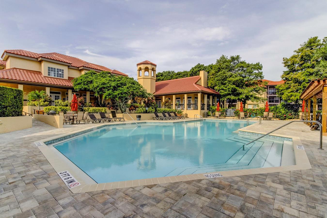 AUDUBON CONDO AT FEATHER SOUND - Residential