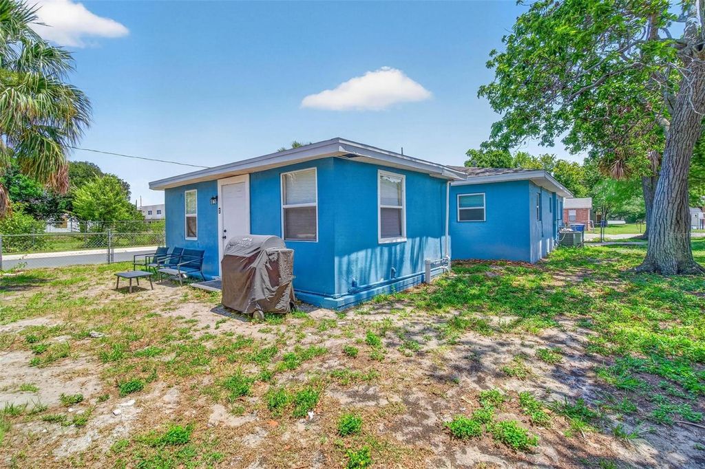 Photo of 1901 Melrose Avenue S, St Petersburg, FL 33712 (MLS # TB8510645)