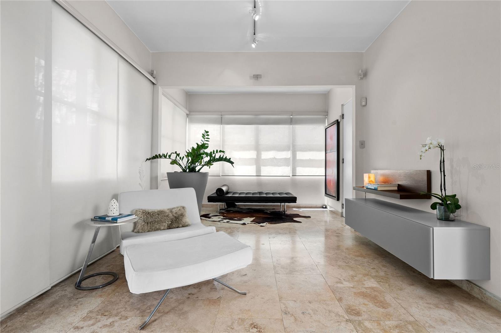 MIRAMAR - Residential