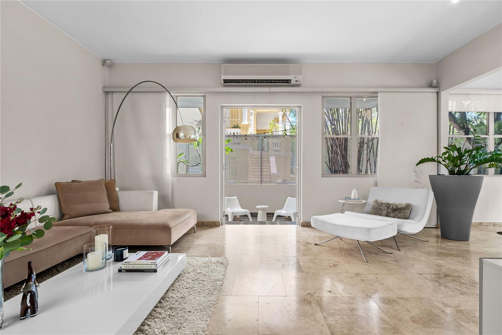 MIRAMAR - Residential