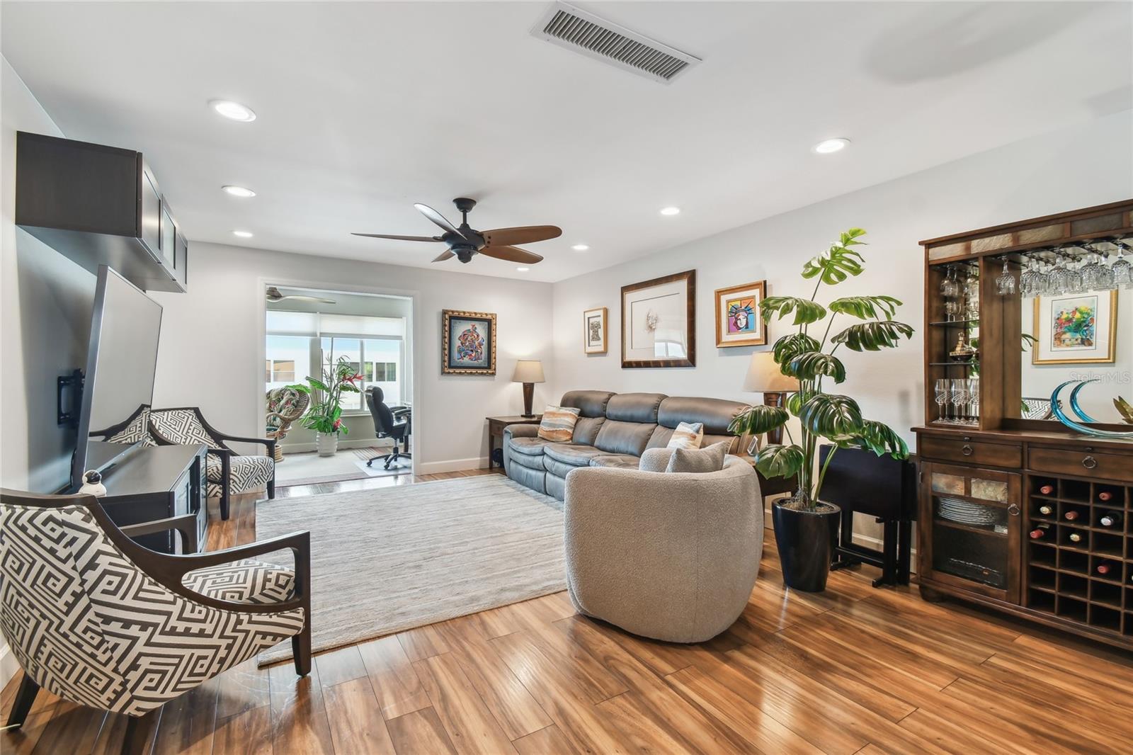 TOWN SHORES OF GULFPORT - Residential