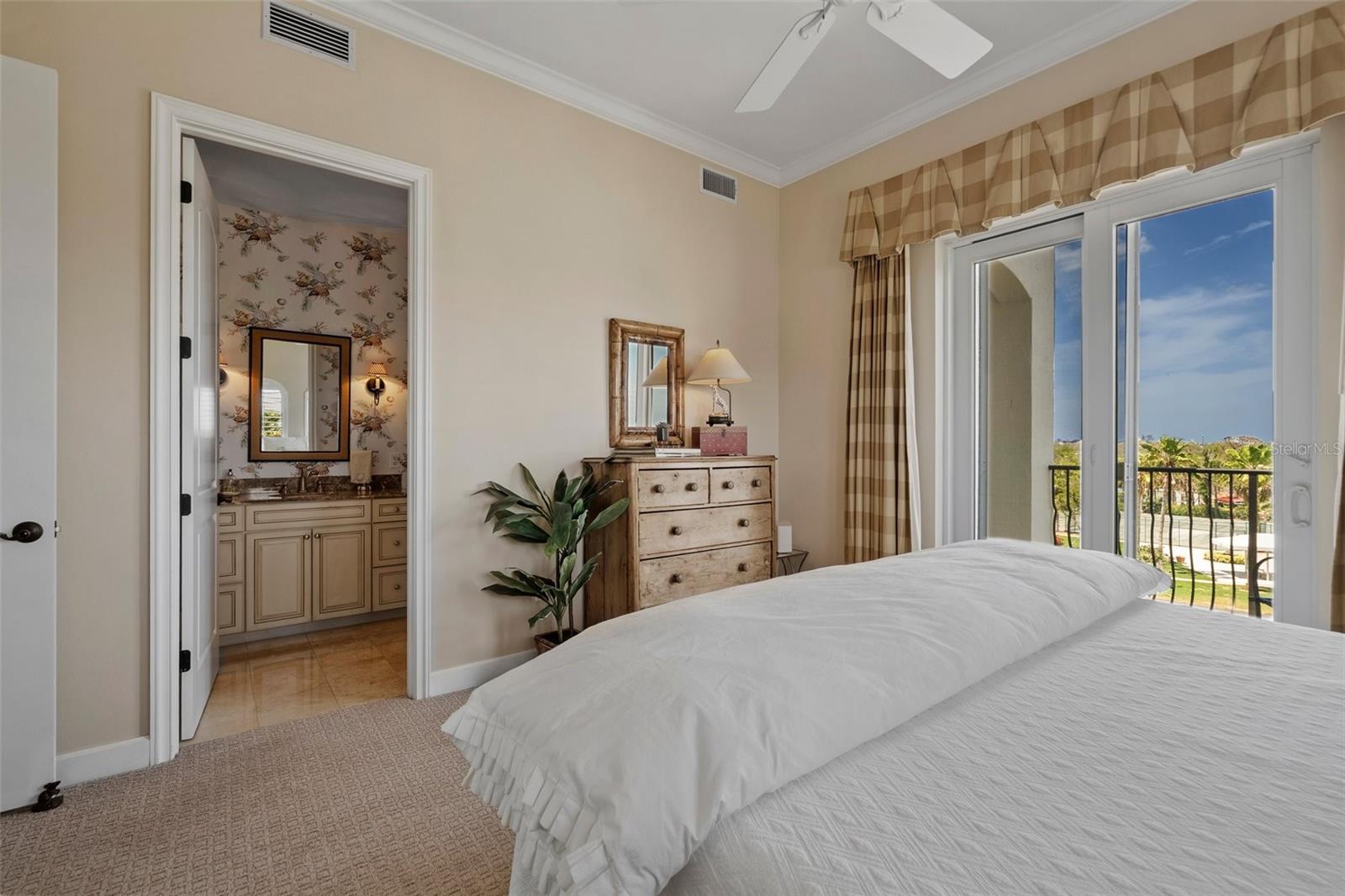 HACIENDA DEL MAR - Residential