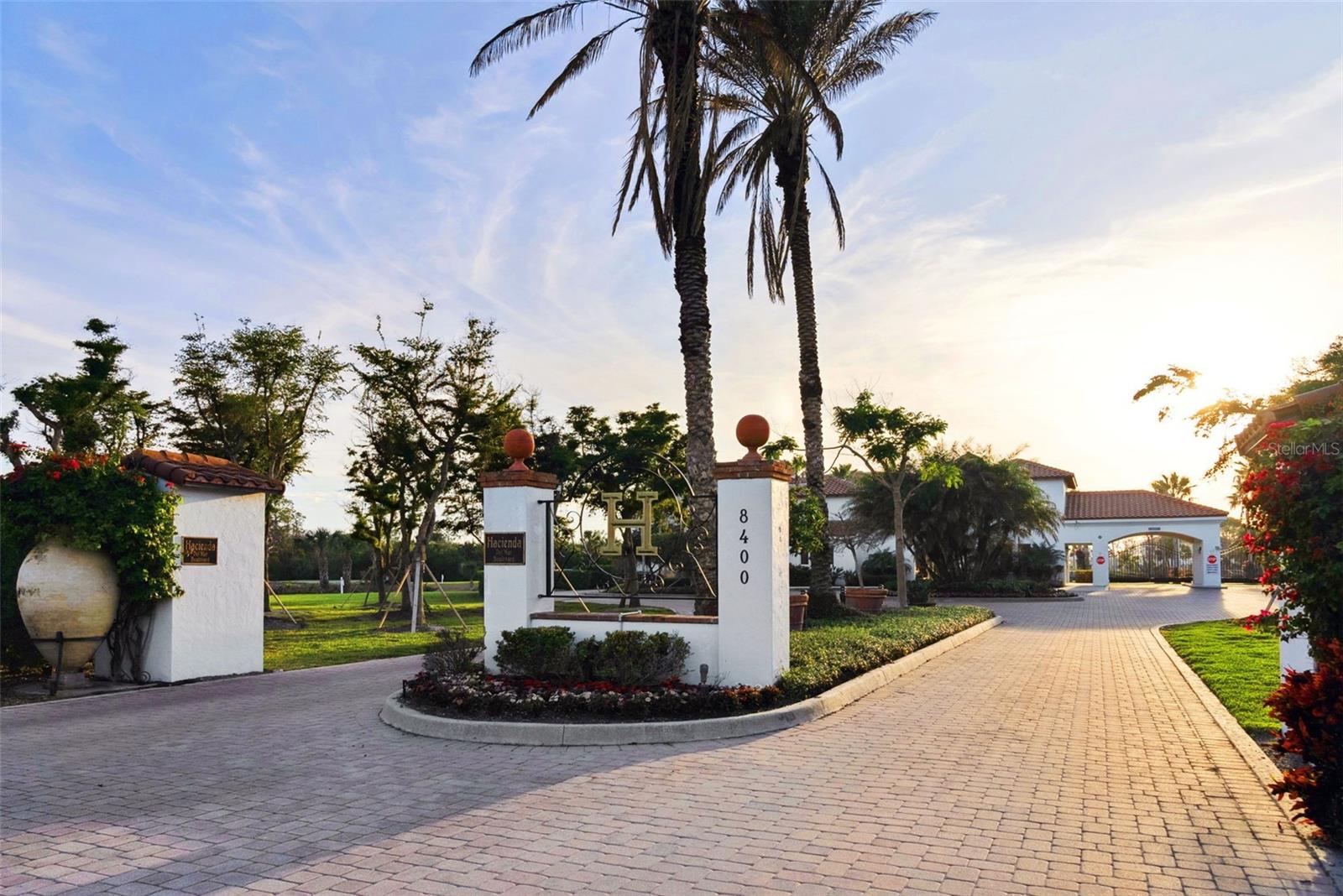 HACIENDA DEL MAR - Residential