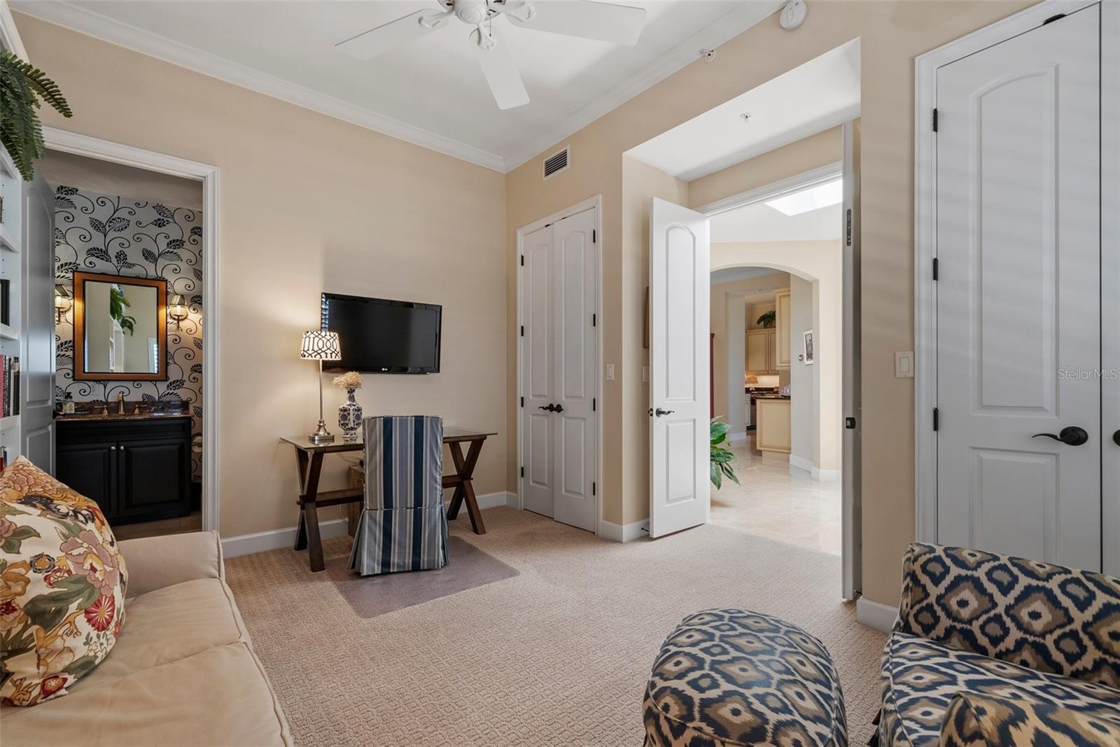 HACIENDA DEL MAR - Residential