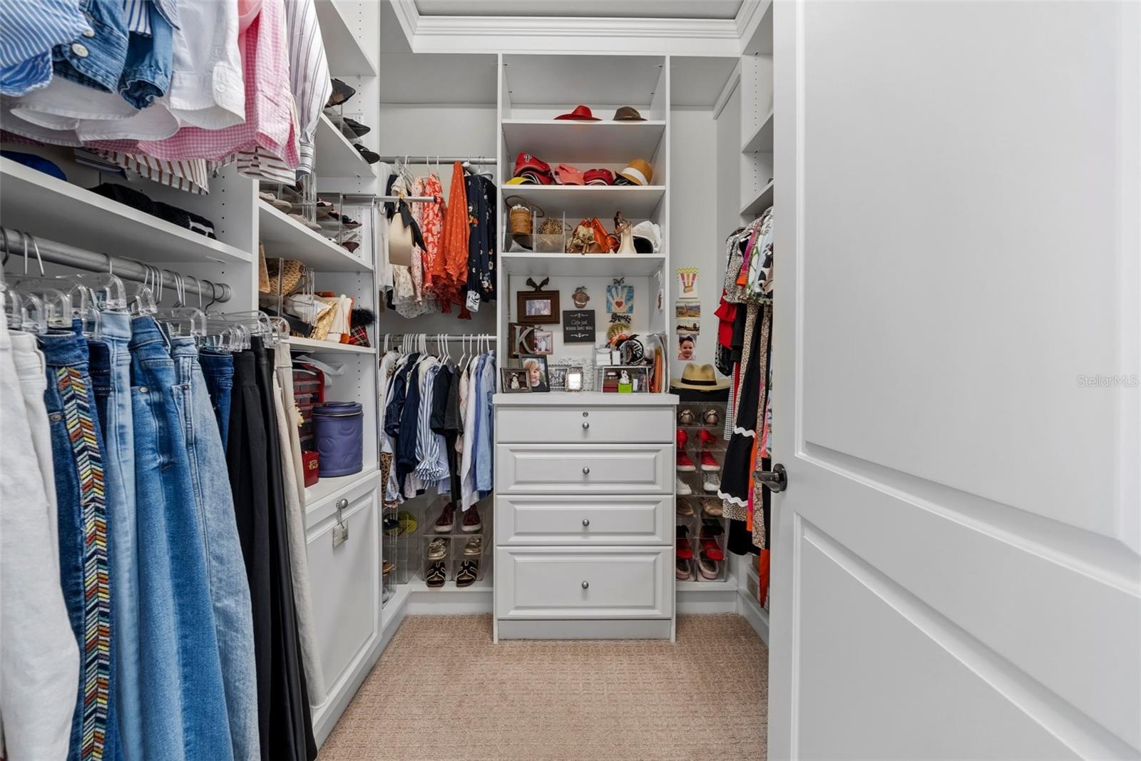 HACIENDA DEL MAR - Residential