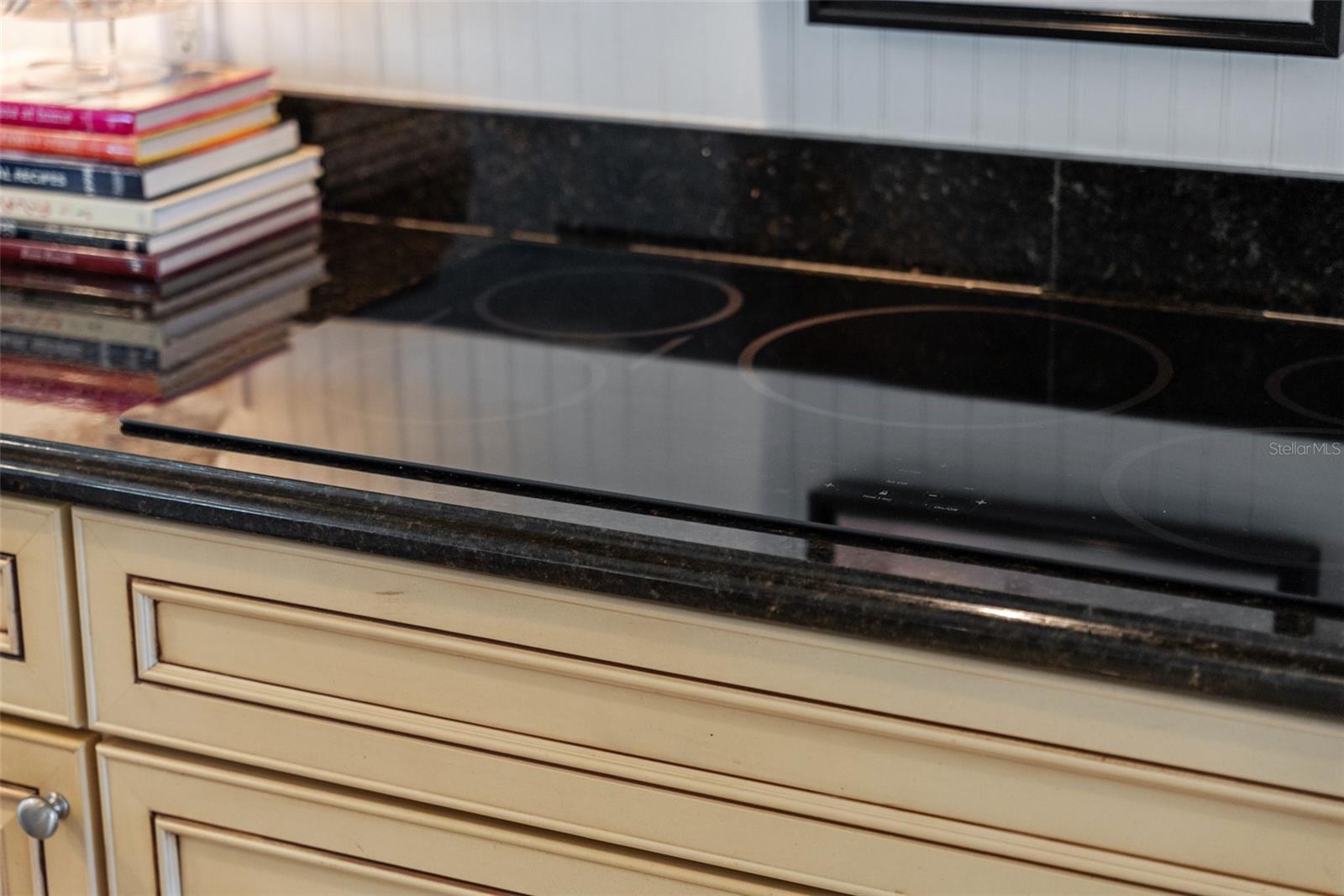 HACIENDA DEL MAR - Residential