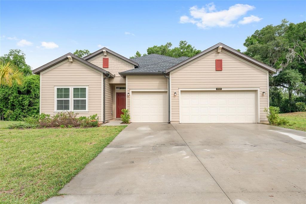 Photo of 19581 SW 77th Place, Dunnellon, FL 34432 (MLS # GC540334)