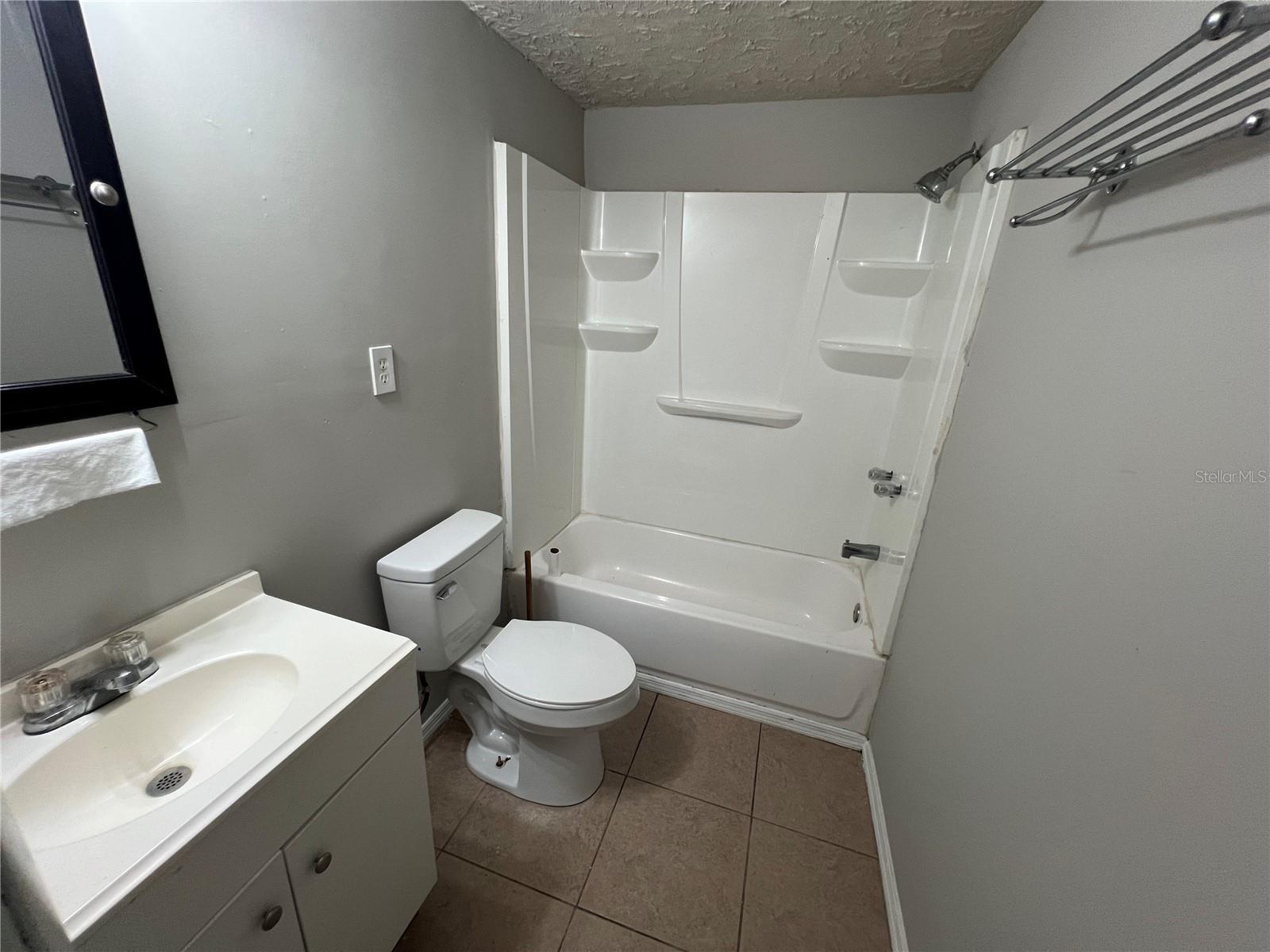 LYNNWOOD ESTATES - Residential