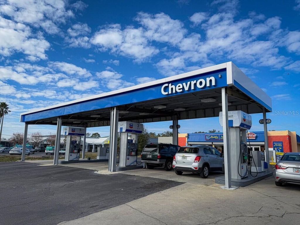 Photo of 2141 Crystal Grove Drive, Lakeland, FL 33801 (MLS # O6394999)