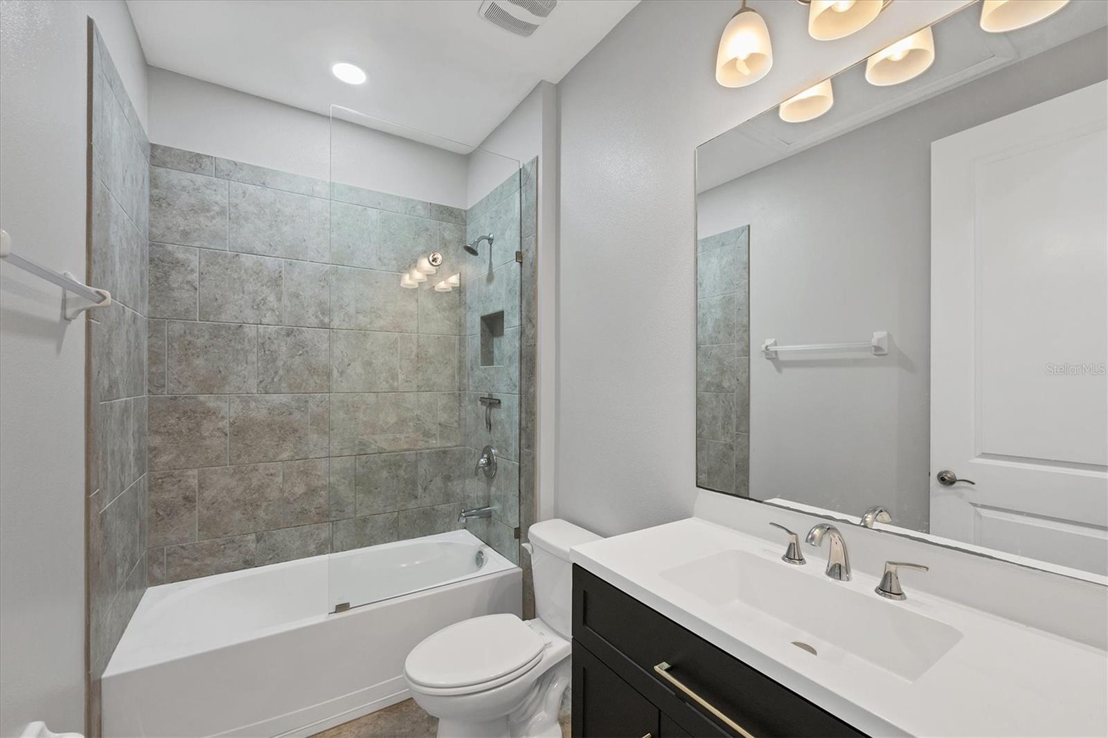 LEGENDS BAY - Residential Lease