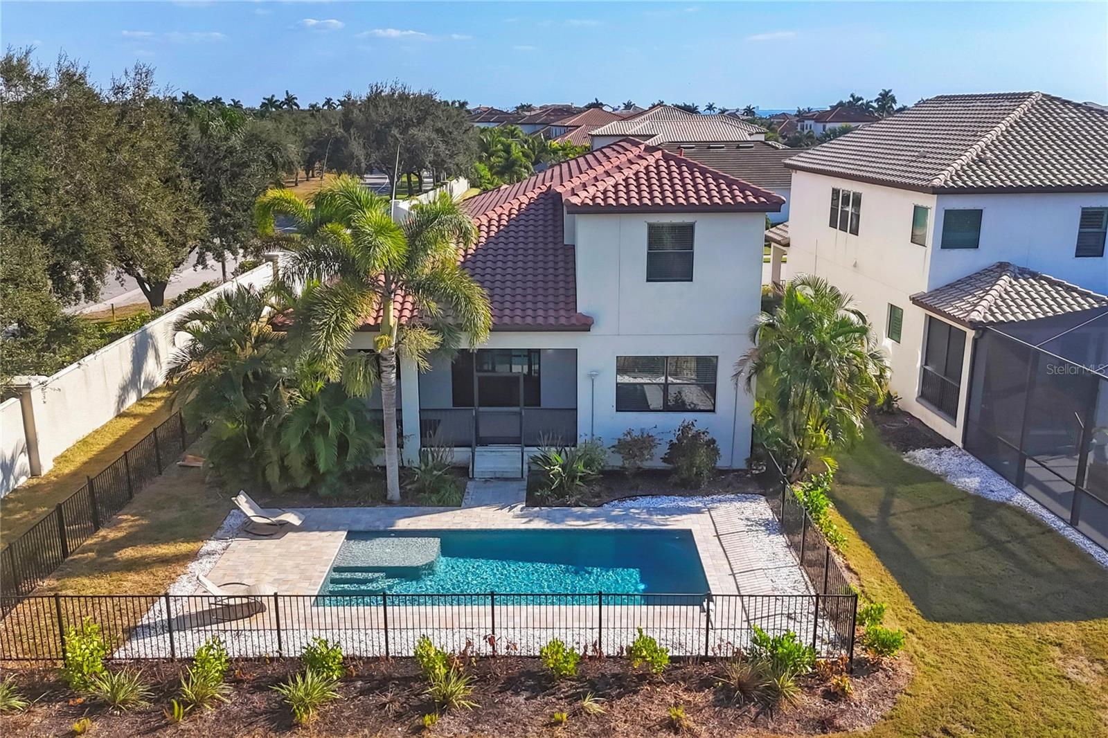 LEGENDS BAY - Residential Lease