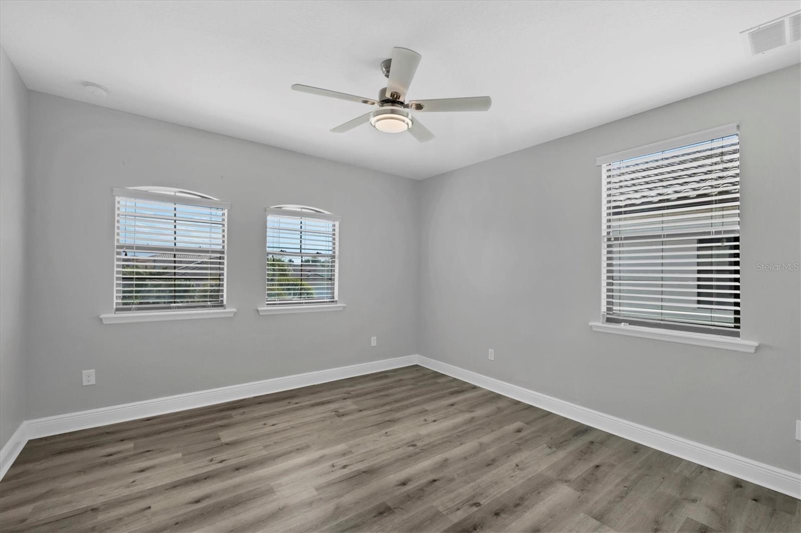 LEGENDS BAY - Residential Lease