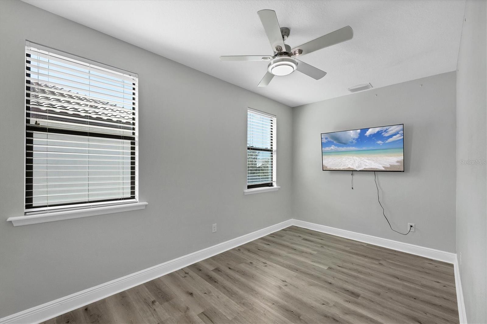 LEGENDS BAY - Residential Lease