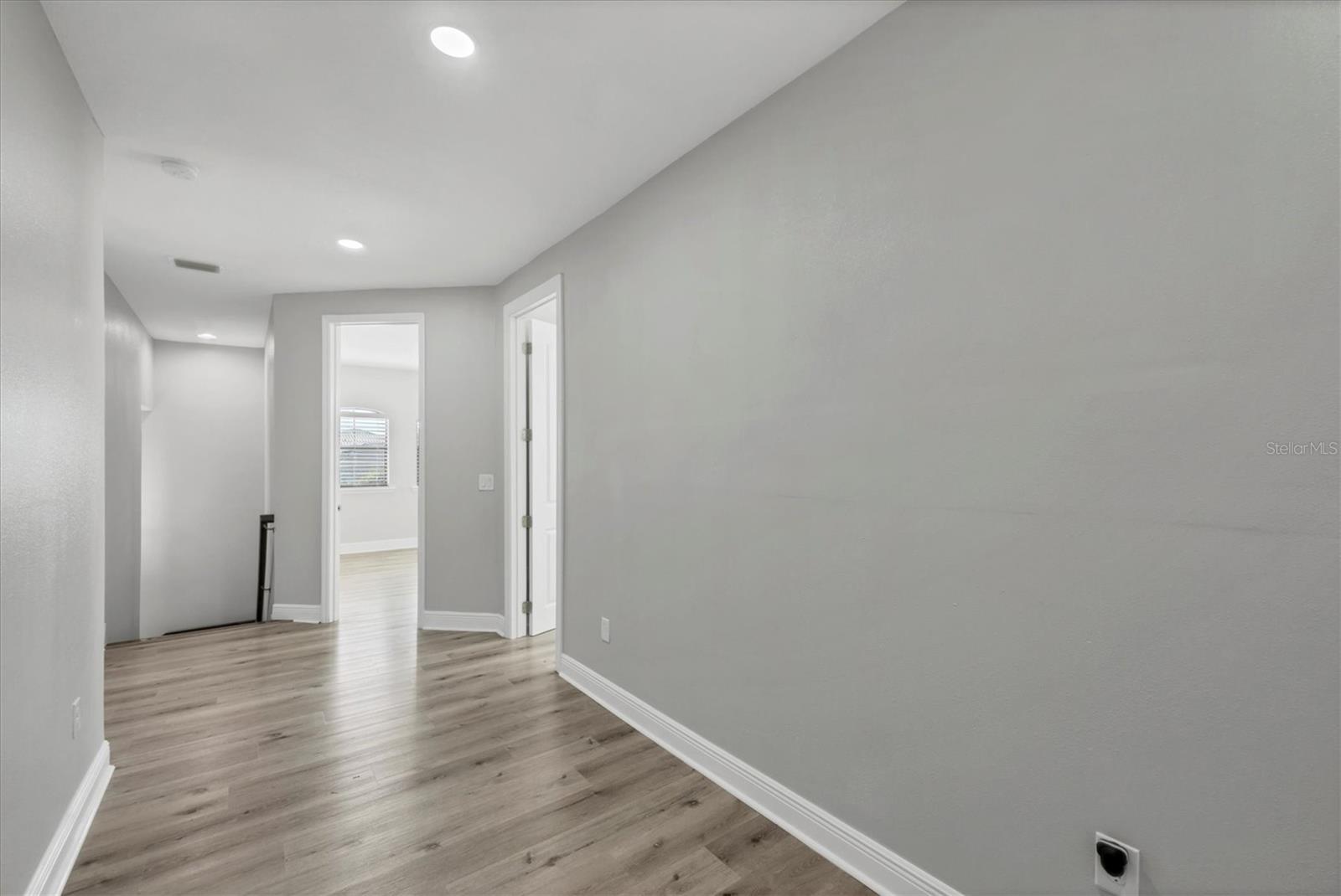 LEGENDS BAY - Residential Lease