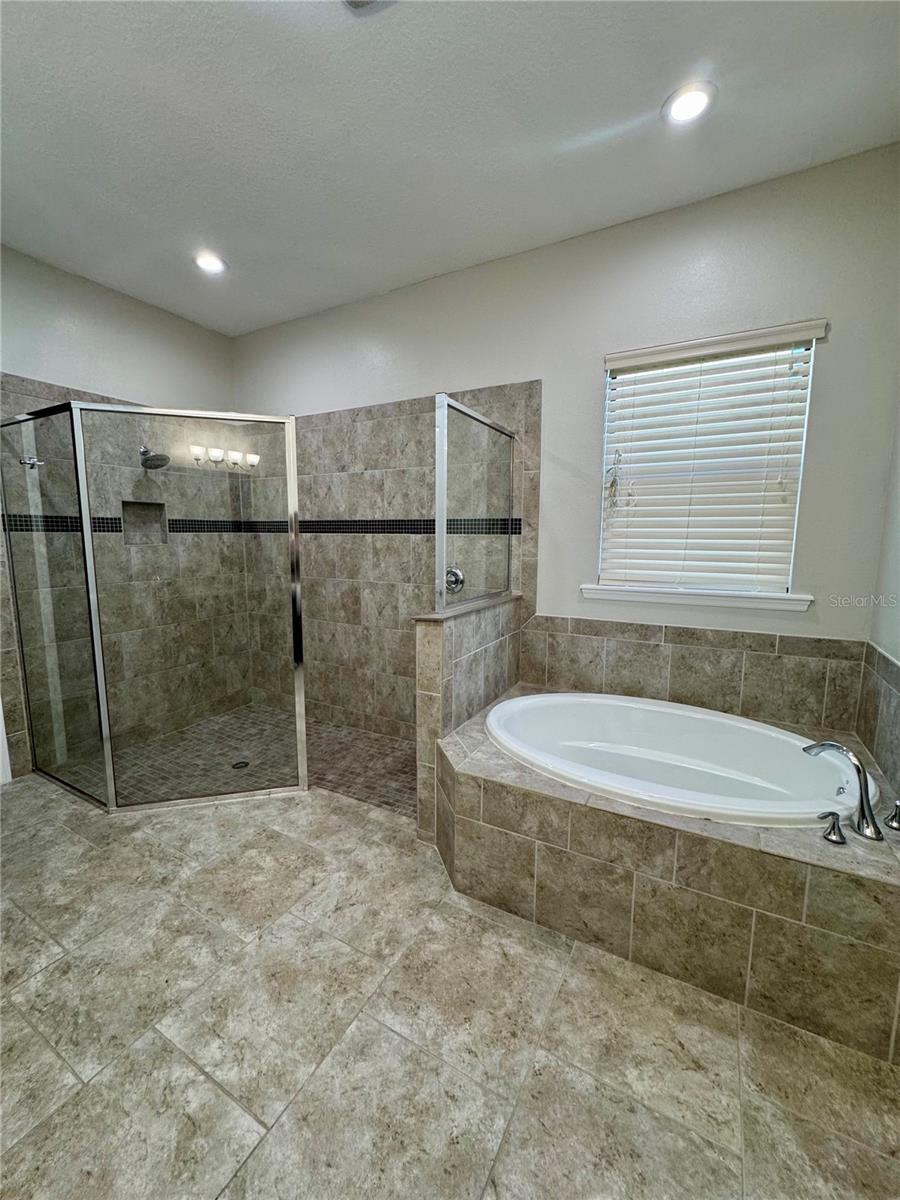 LEGENDS BAY - Residential Lease