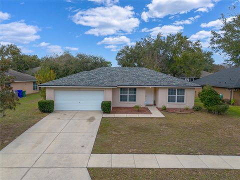 Photo of 4490 Treasure Cay Road, Tavares, FL 32778 (MLS # G5106536)