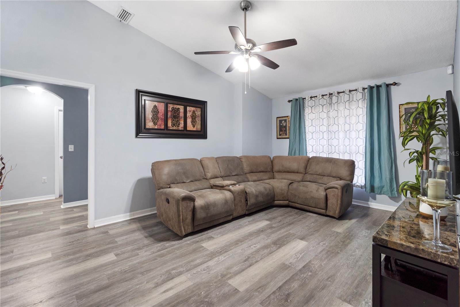 BAYTREE PH III - Residential