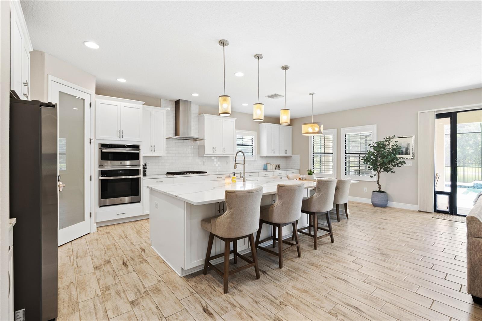 HINTON HAWKSTONE PHASE 1A2 LOT 18 BLOCK 21 - Residential