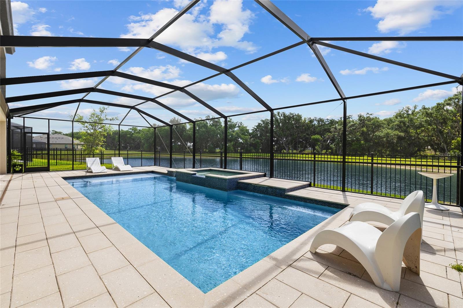 HINTON HAWKSTONE PHASE 1A2 LOT 18 BLOCK 21 - Residential