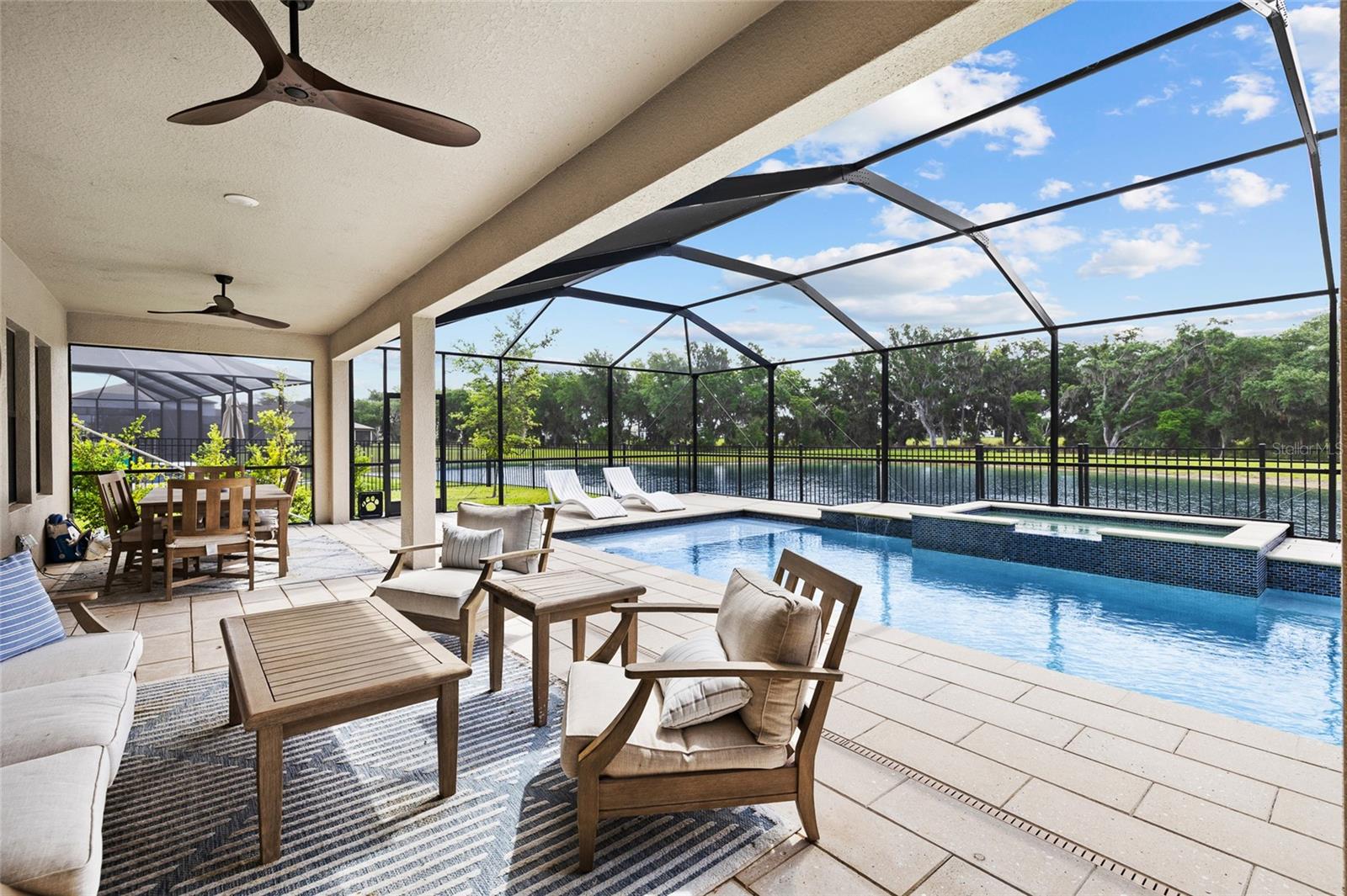 HINTON HAWKSTONE PHASE 1A2 LOT 18 BLOCK 21 - Residential