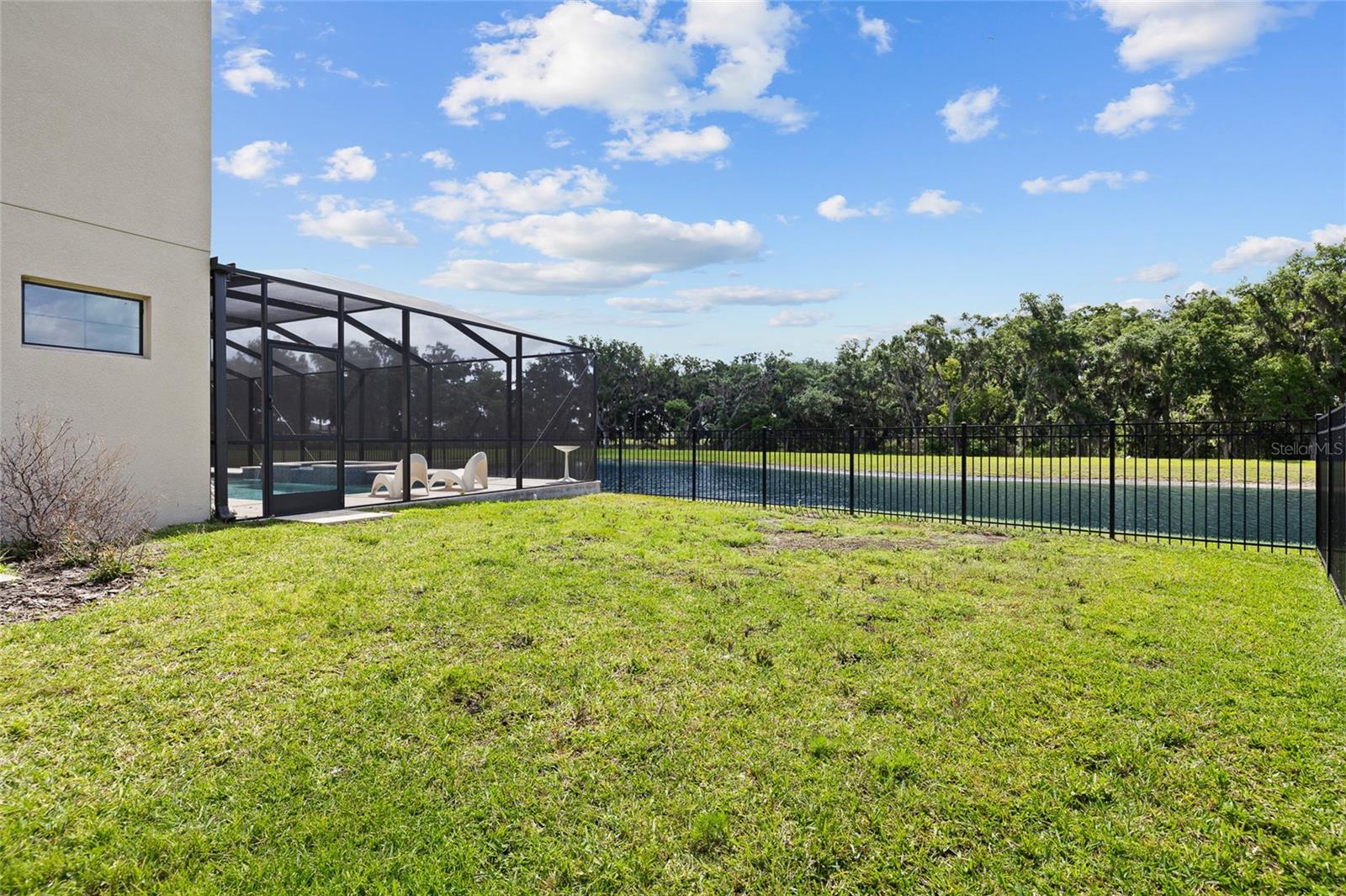 HINTON HAWKSTONE PHASE 1A2 LOT 18 BLOCK 21 - Residential