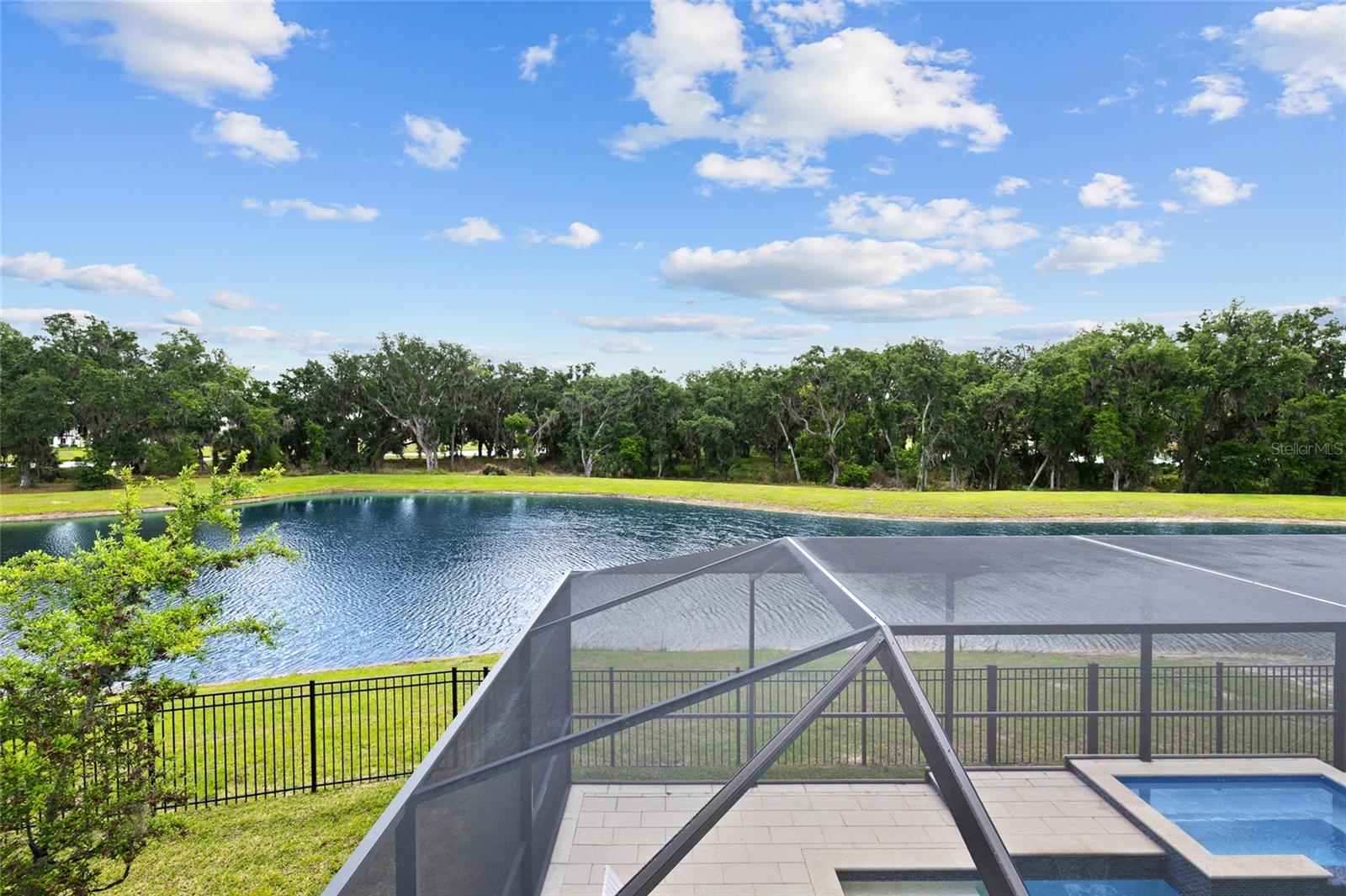 HINTON HAWKSTONE PHASE 1A2 LOT 18 BLOCK 21 - Residential