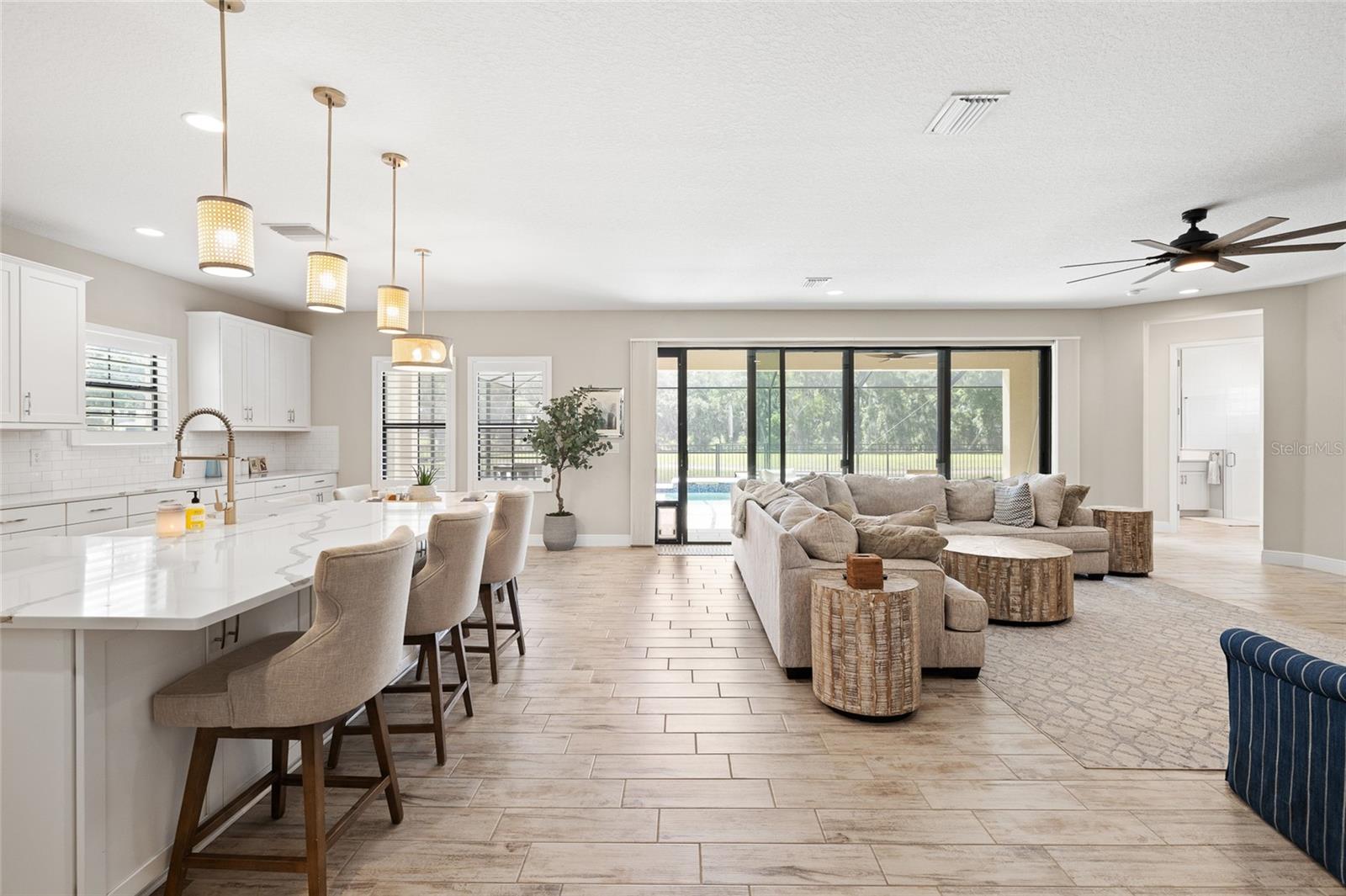 HINTON HAWKSTONE PHASE 1A2 LOT 18 BLOCK 21 - Residential