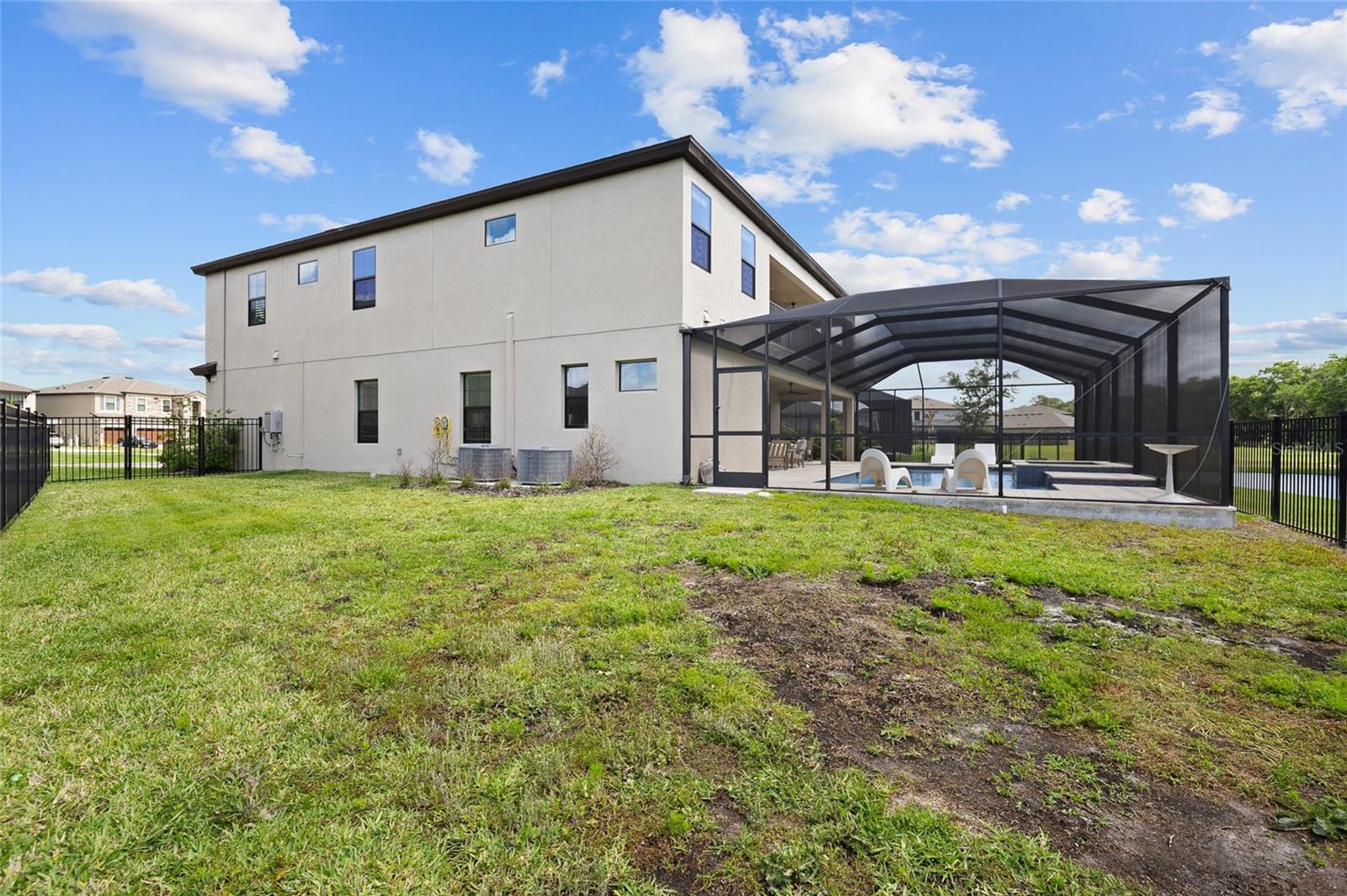 HINTON HAWKSTONE PHASE 1A2 LOT 18 BLOCK 21 - Residential