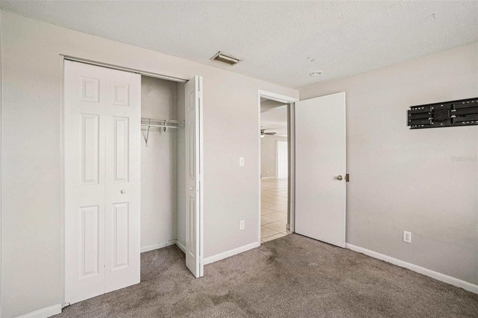 LOGAN GATE VILLAGE PH II UN 3 - Residential