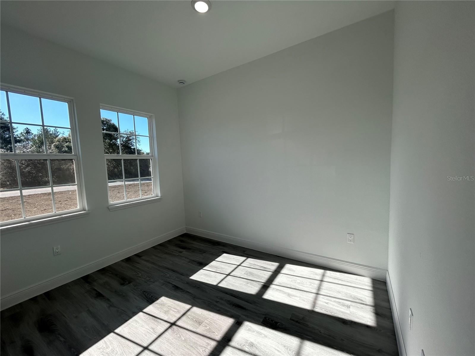 MARION OAKS UN 5 - Residential Lease