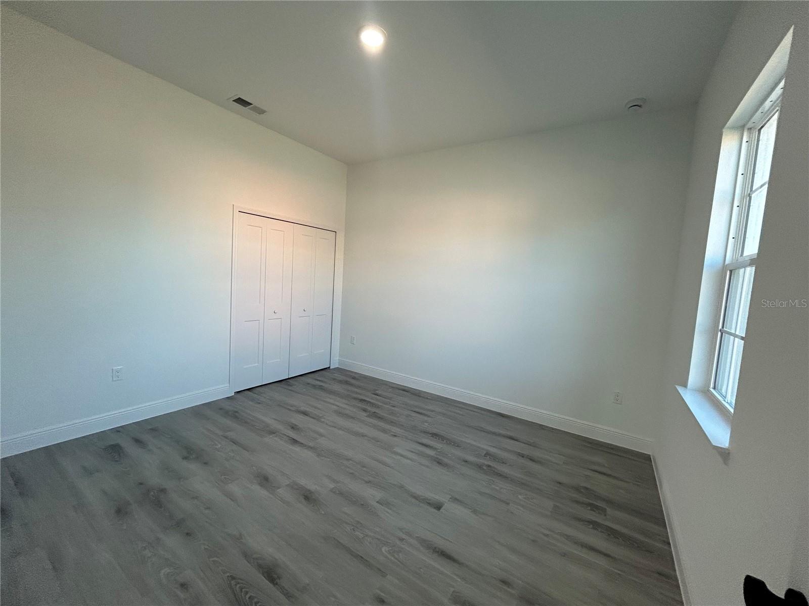 MARION OAKS UN 5 - Residential Lease