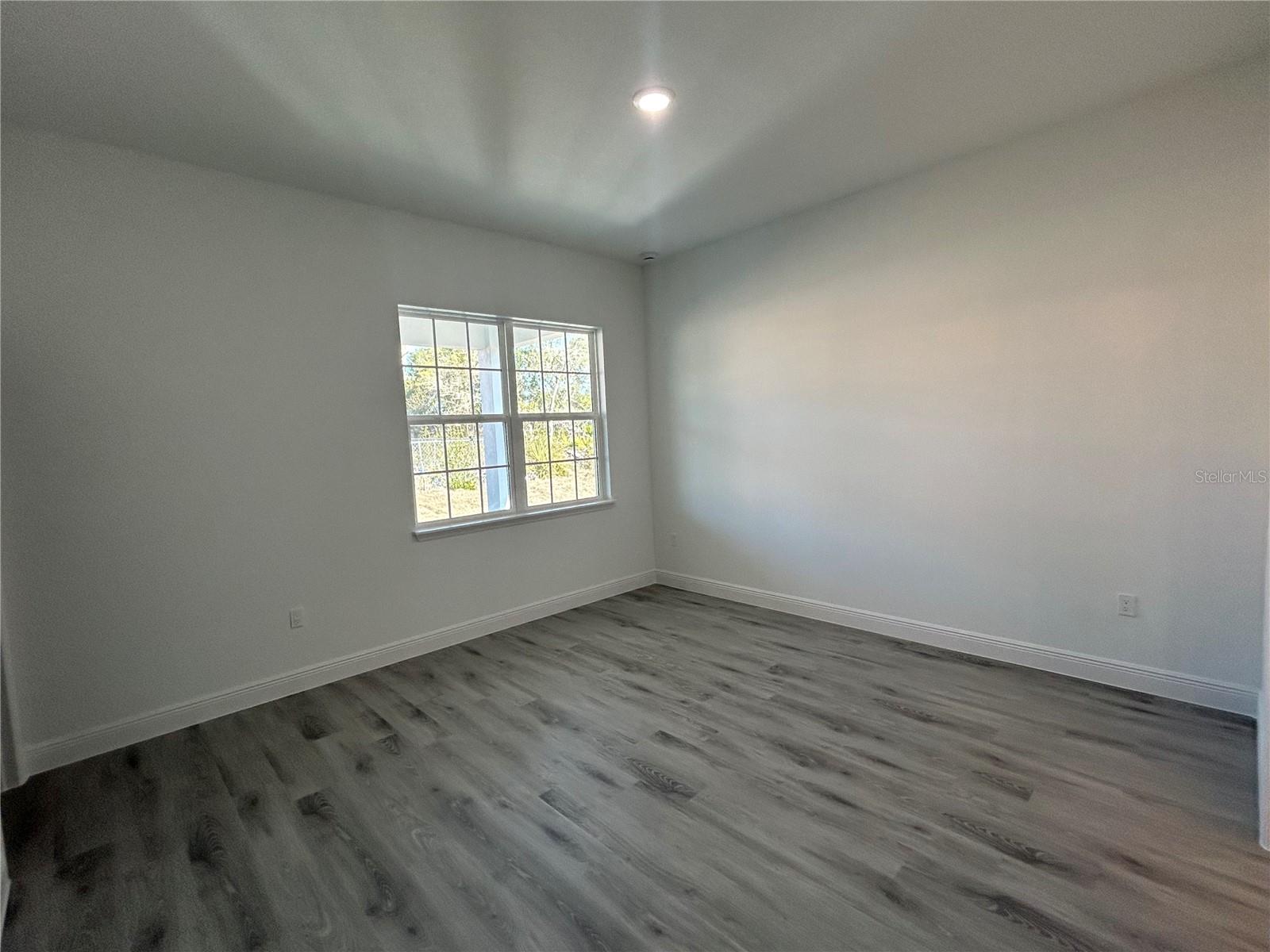 MARION OAKS UN 5 - Residential Lease