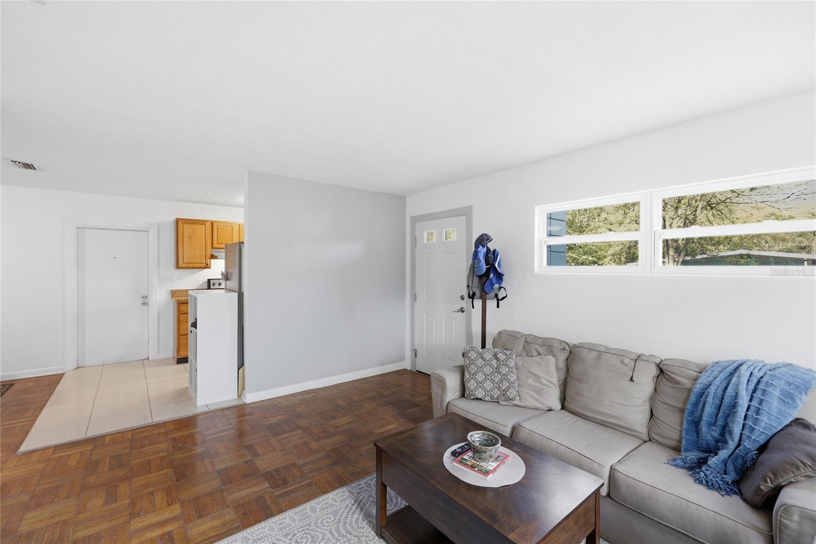 GOLF CLUB MANOR - Residential