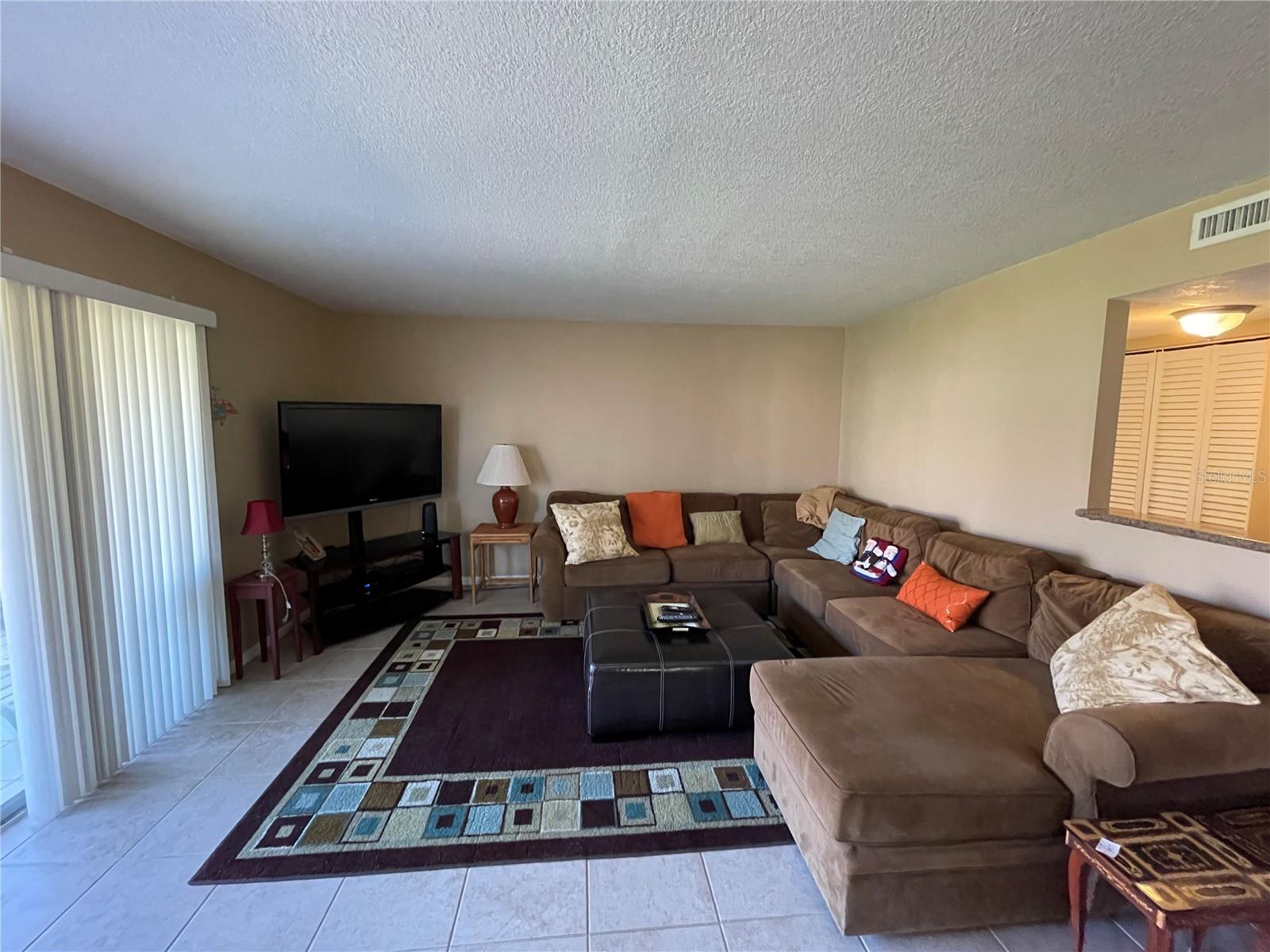 BANANA RIVER ESTATES - Residential