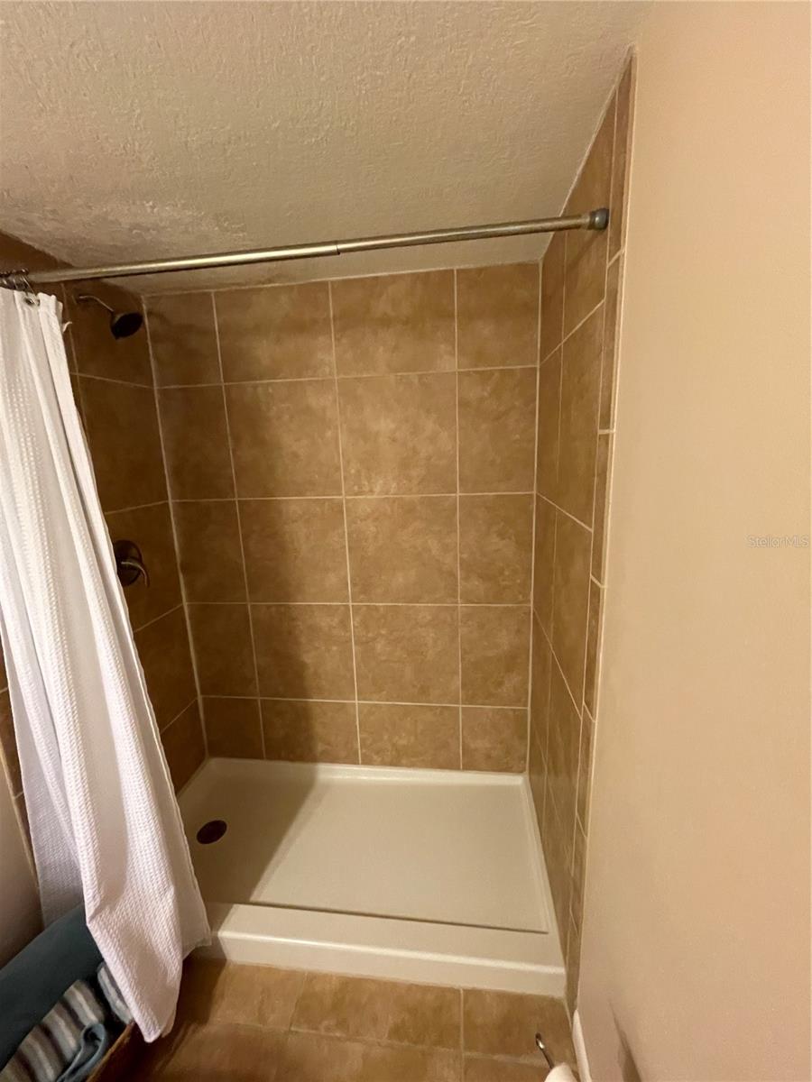 BANANA RIVER ESTATES - Residential