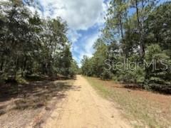 LAKESIDE HILLS - Land