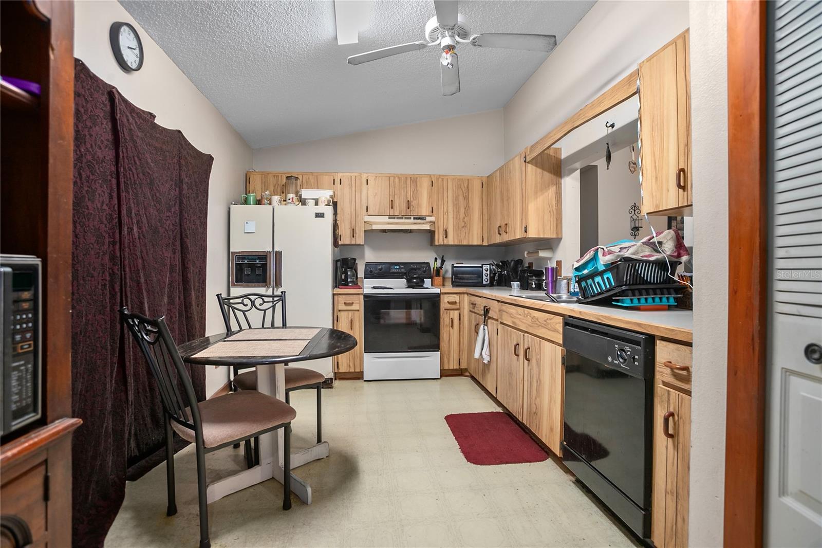 3077 BRANCHVILLE DRIVE
