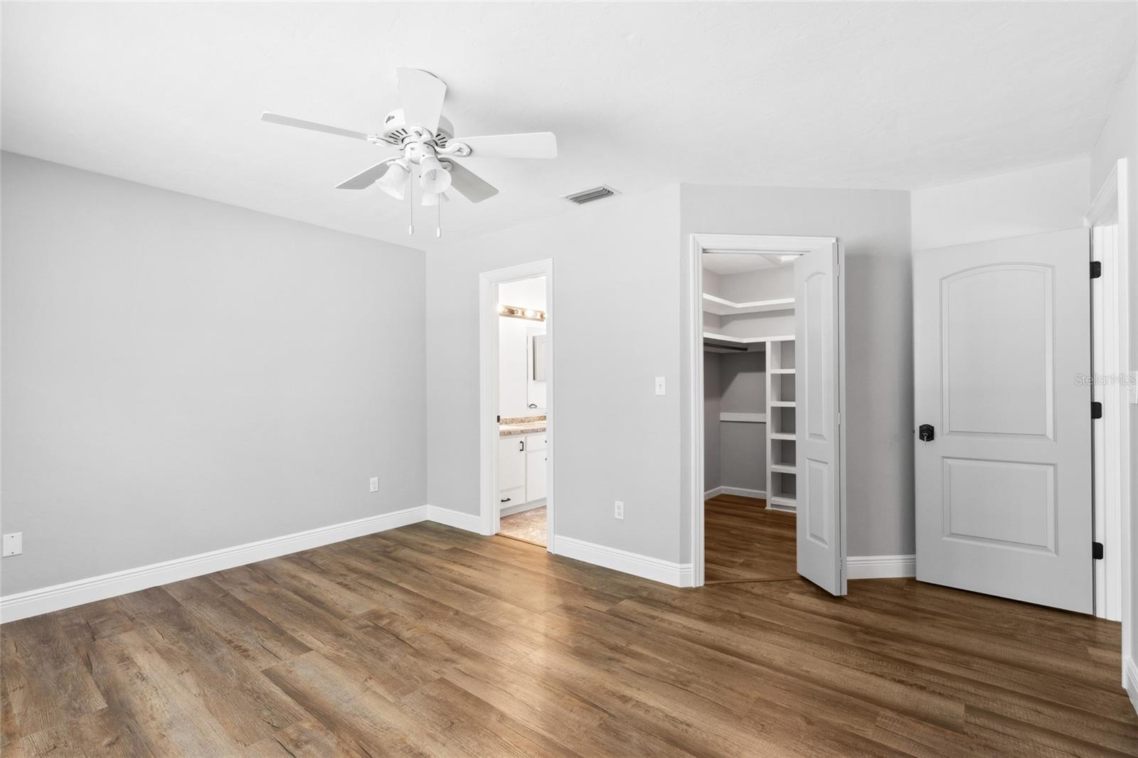 DEER RUN III - Residential