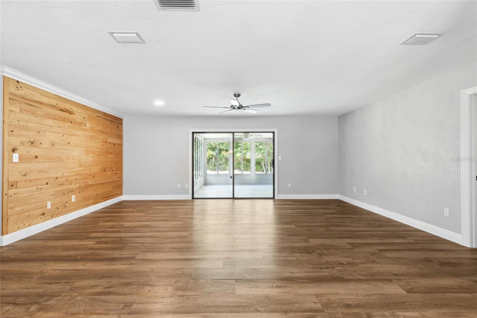 DEER RUN III - Residential