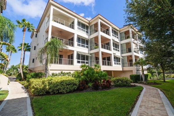 1030 BELLASOL WAY # 3201, APOLLO BEACH, FL 33572 - Image 2b14c507cc98ab3bc2cb7a6a2b5034f6/2918647102