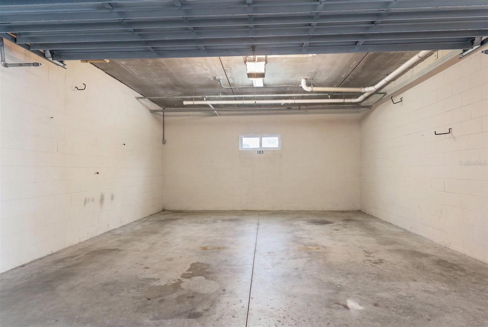 BELLASOL WATERFRONT VILLAS A C - Residential