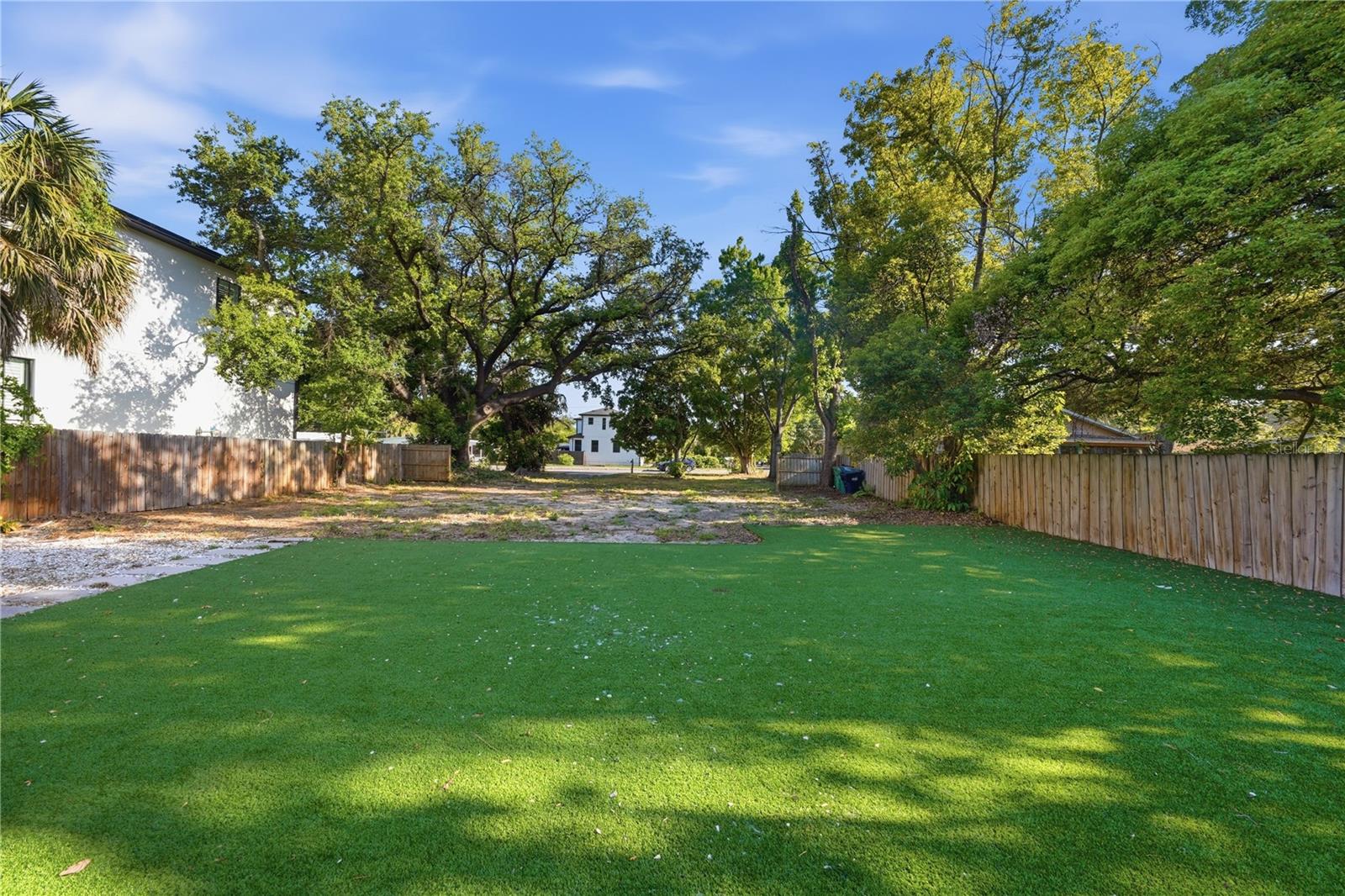 BAYHILL ESTATES ADD - Land