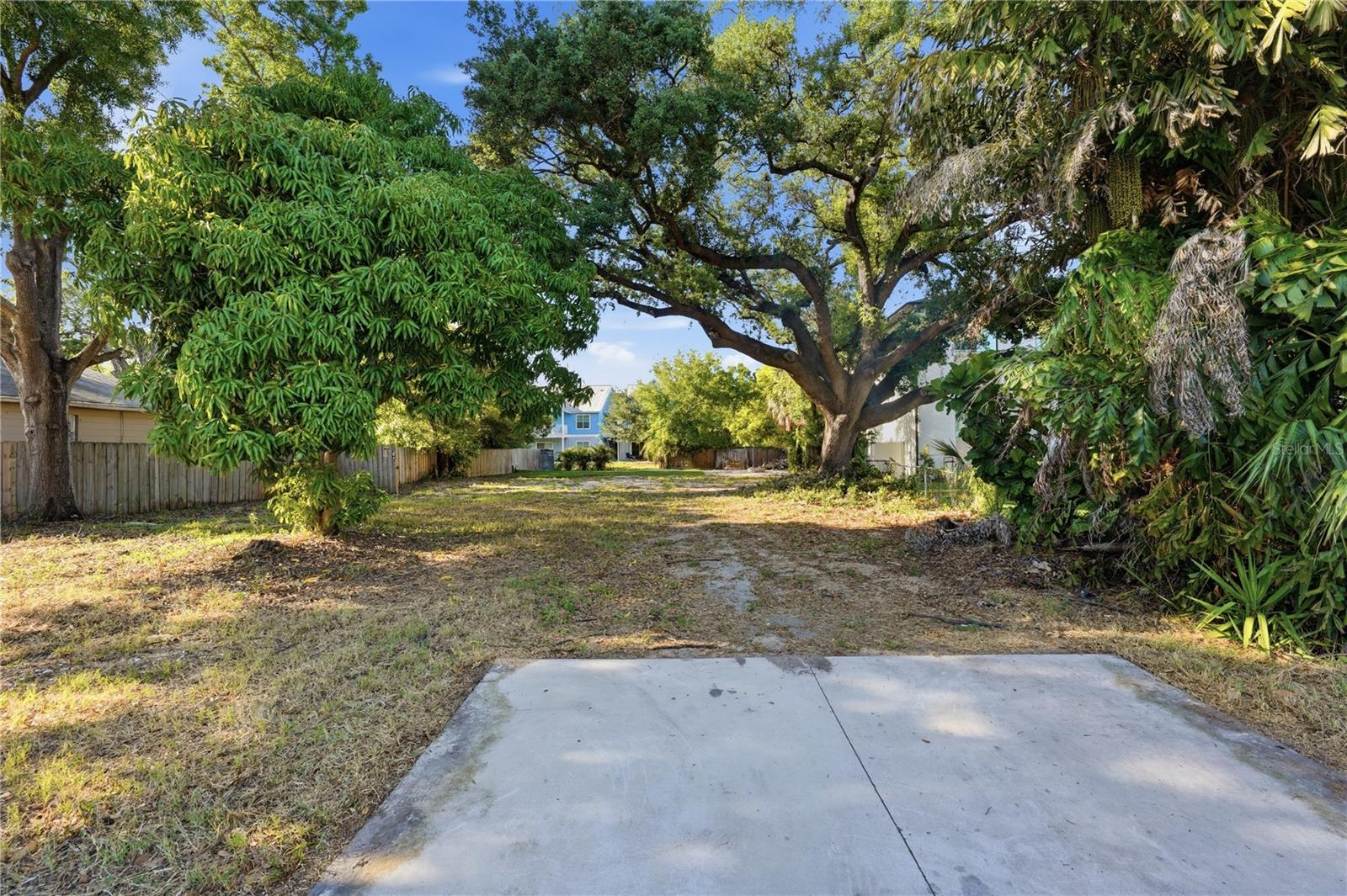 BAYHILL ESTATES ADD - Land
