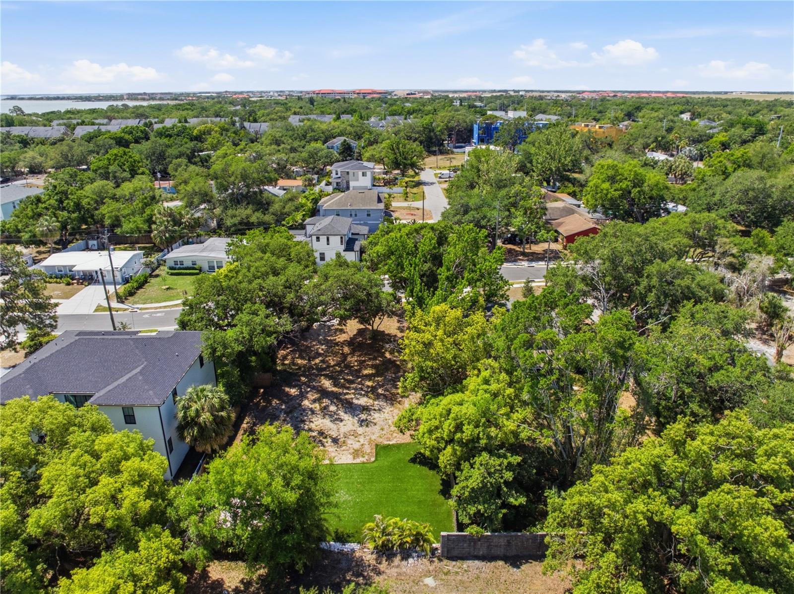 BAYHILL ESTATES ADD - Land